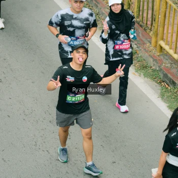Runner Photo 3964659