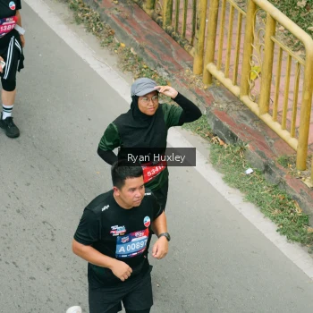 Runner Photo 3964663