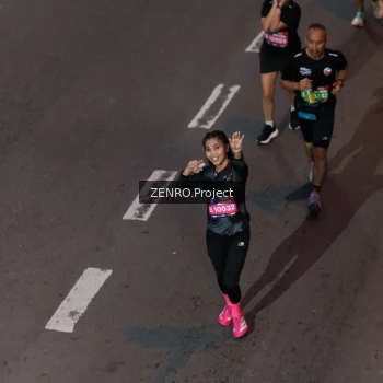 Runner Photo 3964675