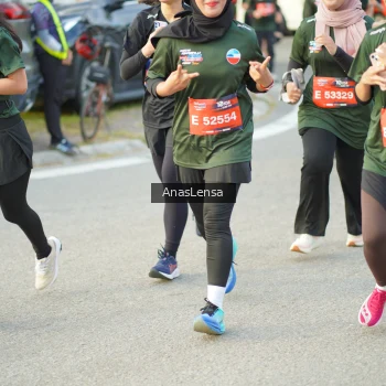 Runner Photo 3964681