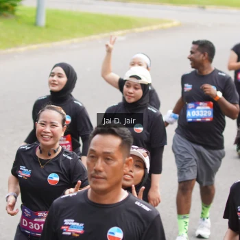 Runner Photo 3964698