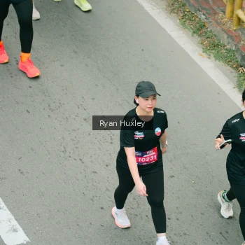 Runner Photo 3964706