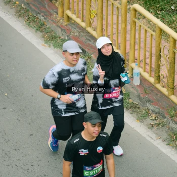 Runner Photo 3964714