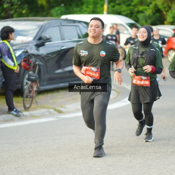 Runner Photo 3964730
