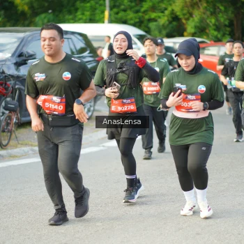 Runner Photo 3964733