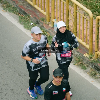 Runner Photo 3964735