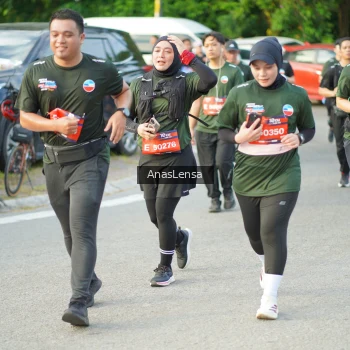 Runner Photo 3964747