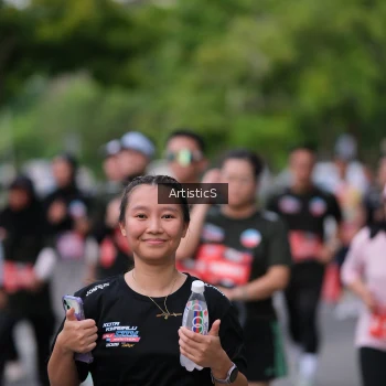Runner Photo 3964765