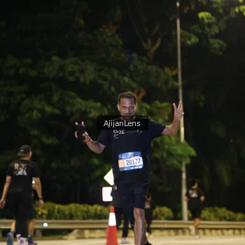 Runner Photo 3964775