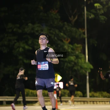 Runner Photo 3964777
