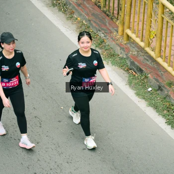 Runner Photo 3964778