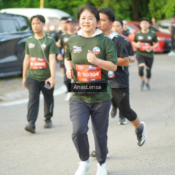 Runner Photo 3964786
