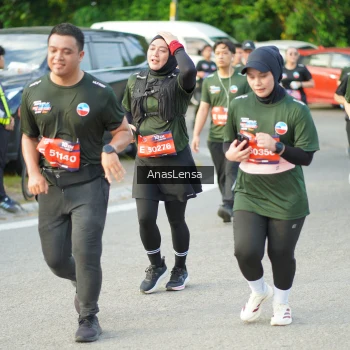Runner Photo 3964788