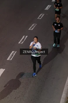 Runner Photo 3964797