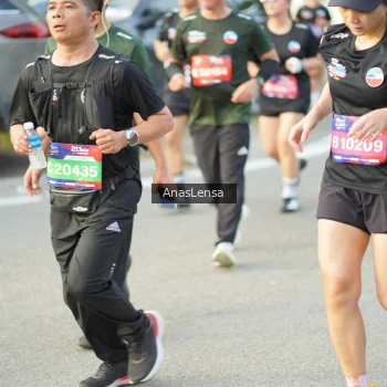 Runner Photo 3964799