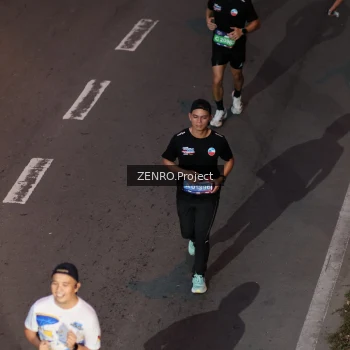 Runner Photo 3964805