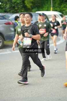 Runner Photo 3964810