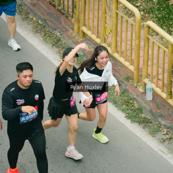 Runner Photo 3964834