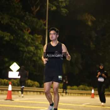 Runner Photo 3964858