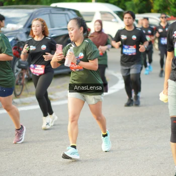 Runner Photo 3964863