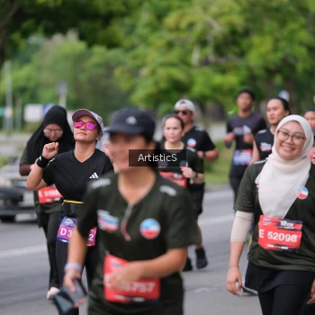 Runner Photo 3964935