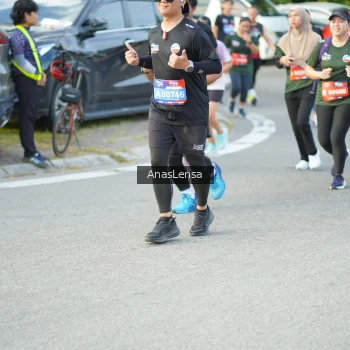 Runner Photo 3964938