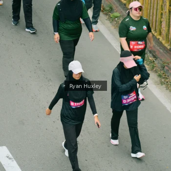 Runner Photo 3964944