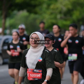 Runner Photo 3964973