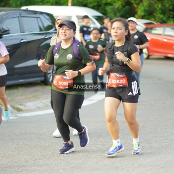 Runner Photo 3964977
