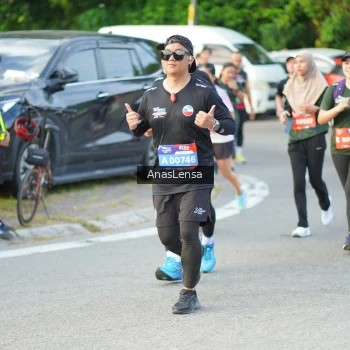 Runner Photo 3964978