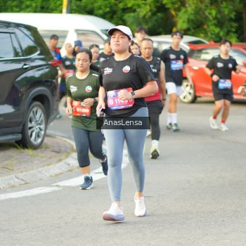 Runner Photo 3965000
