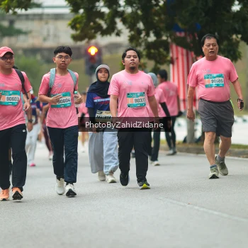 Runner Photo 3965003