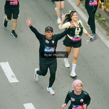 Runner Photo 3965004