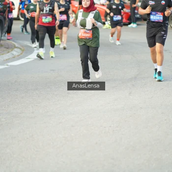 Runner Photo 3965009