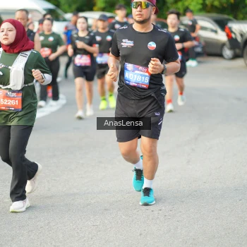Runner Photo 3965014