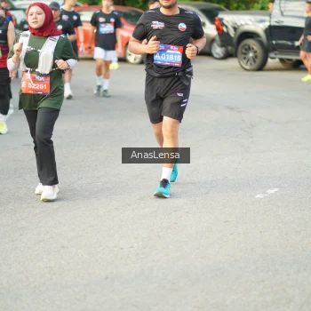 Runner Photo 3965015
