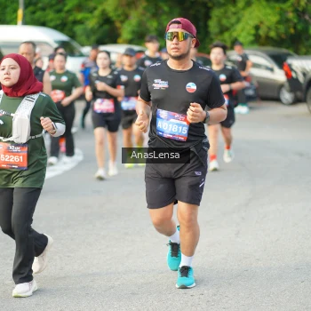 Runner Photo 3965018