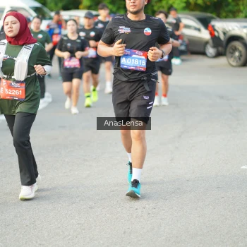 Runner Photo 3965054