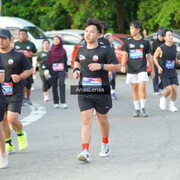 Runner Photo 3965056