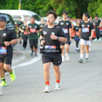 Runner Photo 3965060