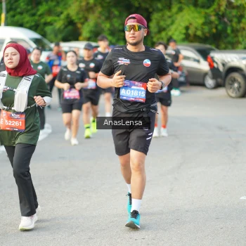 Runner Photo 3965064