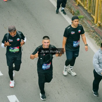 Runner Photo 3965073