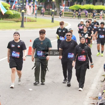 Runner Photo 3965096