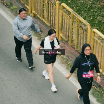 Runner Photo 3965106
