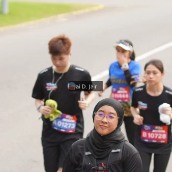 Runner Photo 3965129