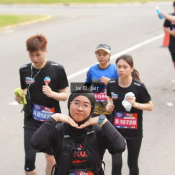 Runner Photo 3965135