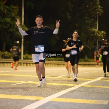 Runner Photo 3965136