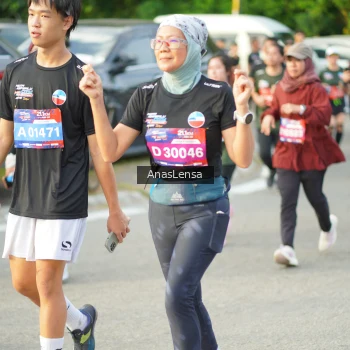 Runner Photo 3965143