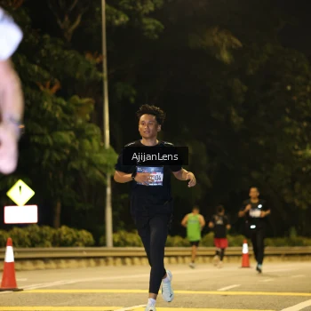 Runner Photo 3965145