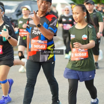 Runner Photo 3965150